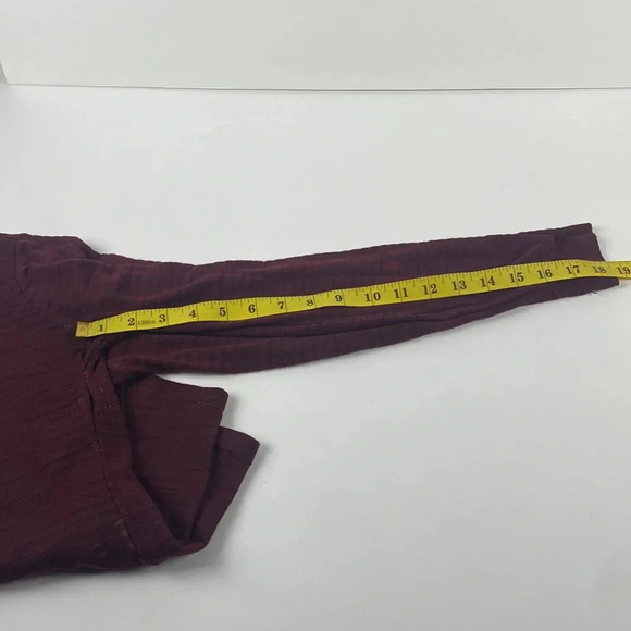 3/$15 Burgundy red casual semi sheer fitted long sleeve sweater top size XS - Picture 6 of 8